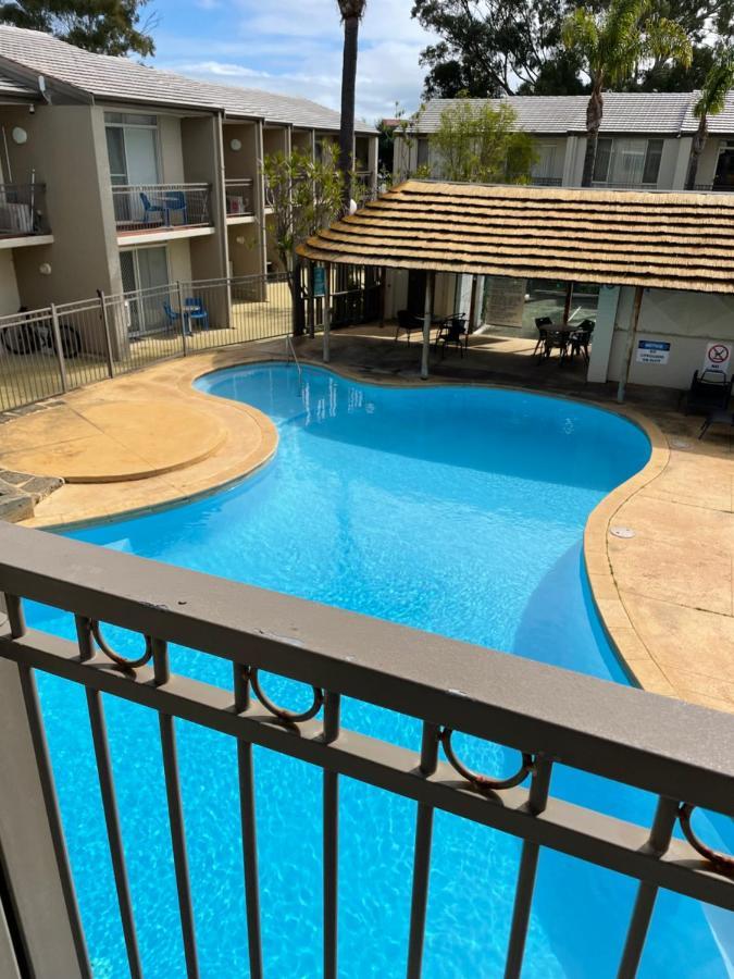 Tranquility At Mandurah Apartments Экстерьер фото
